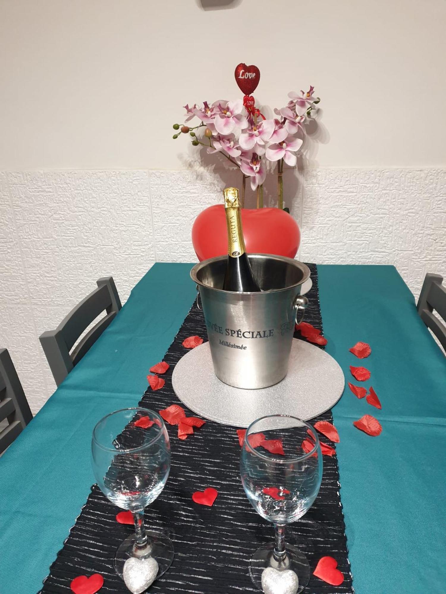Cmhouselove Alessandrino Vicino Metro C Appartement *